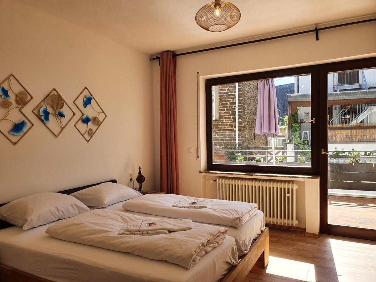 Roemerstube Apartments & Rooms Ediger-Eller Rum bild