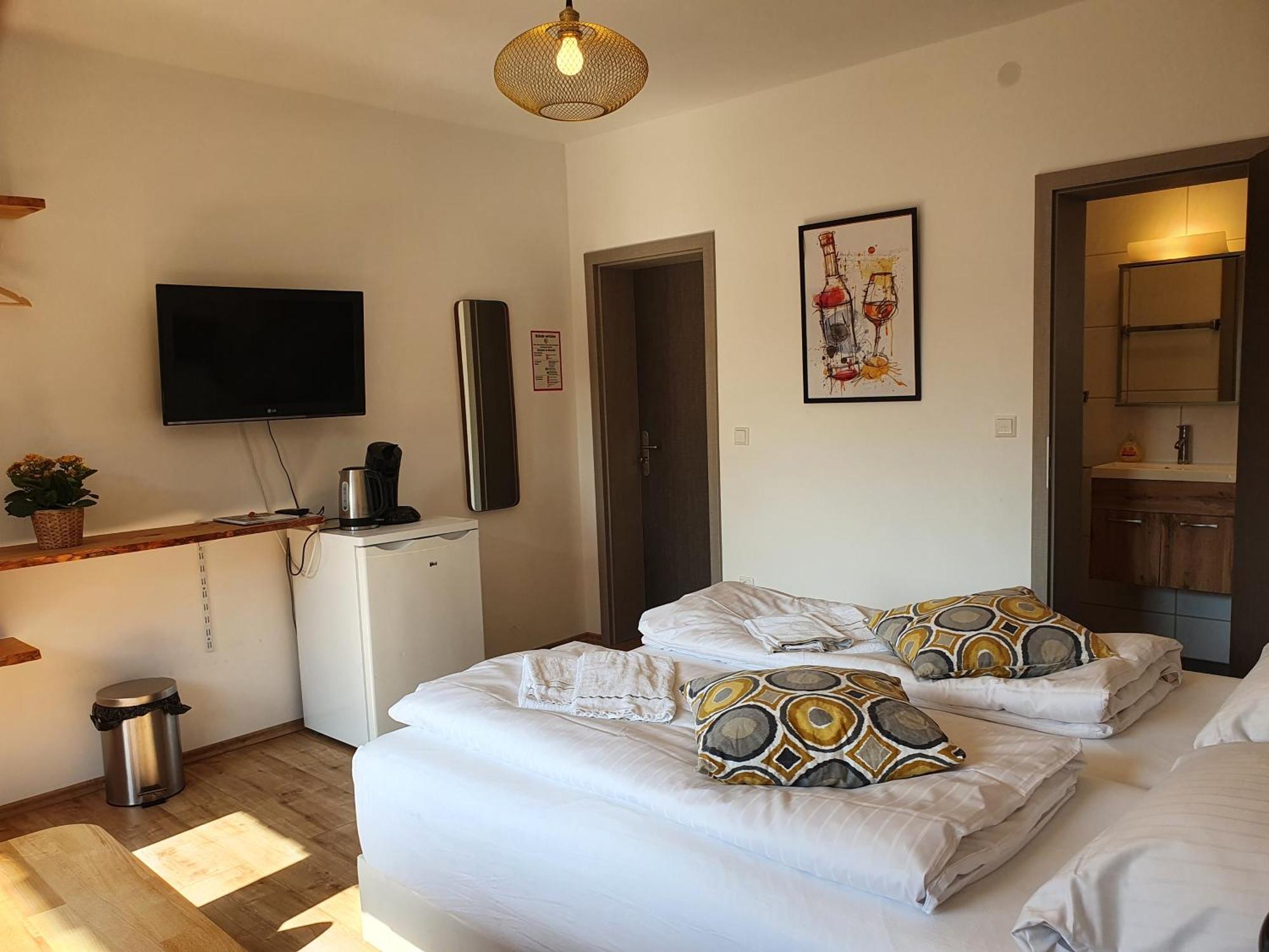 Roemerstube Apartments & Rooms Ediger-Eller Rum bild