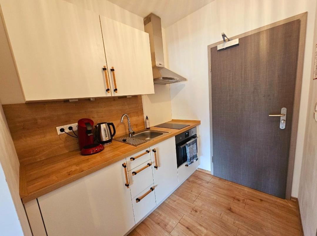 Roemerstube Apartments & Rooms Ediger-Eller Rum bild